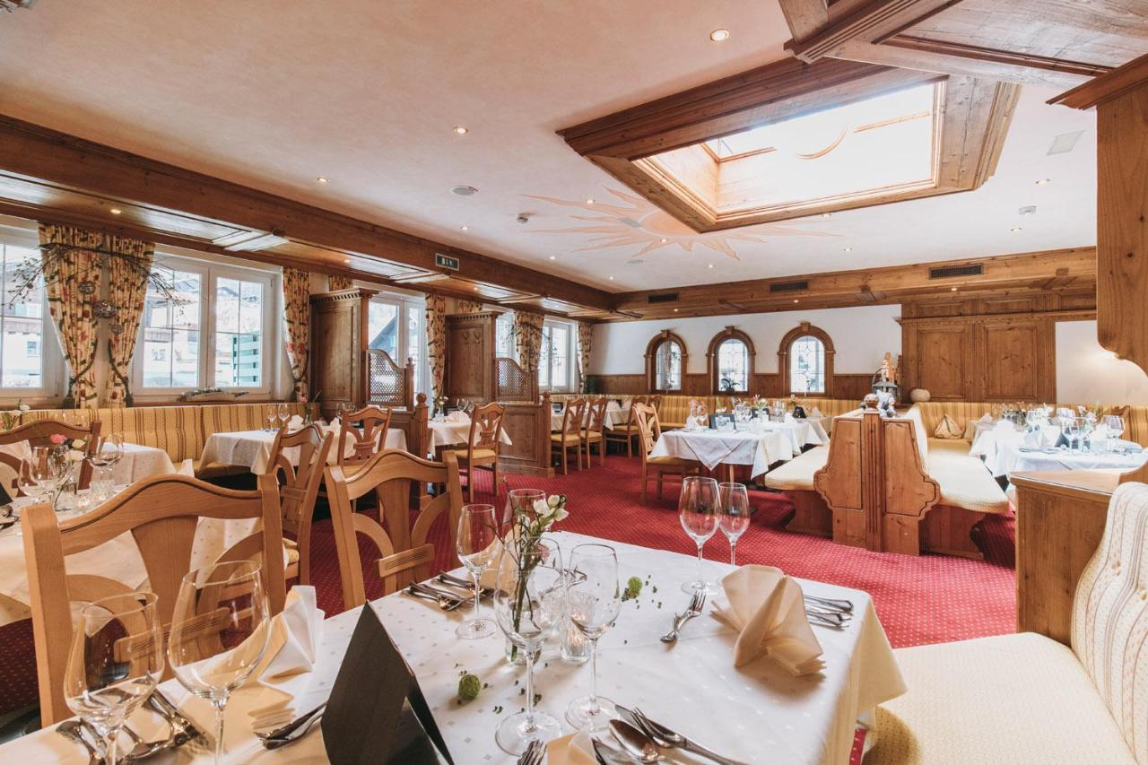 Hirschen Hotel 4*
